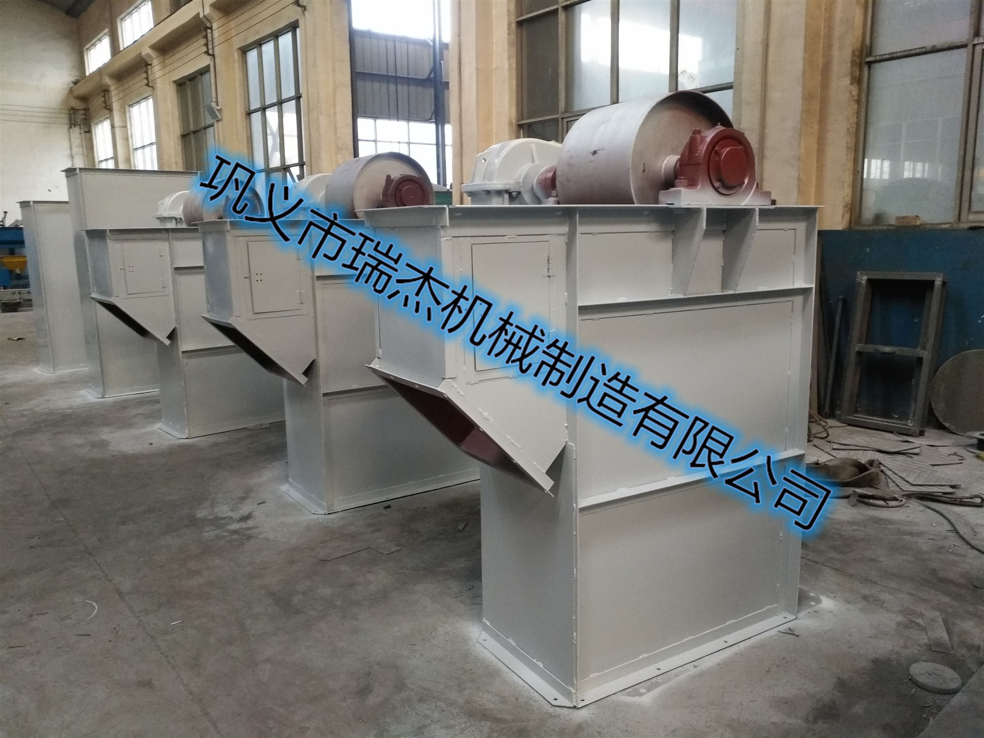 斗式提升機(jī)生產(chǎn)車間